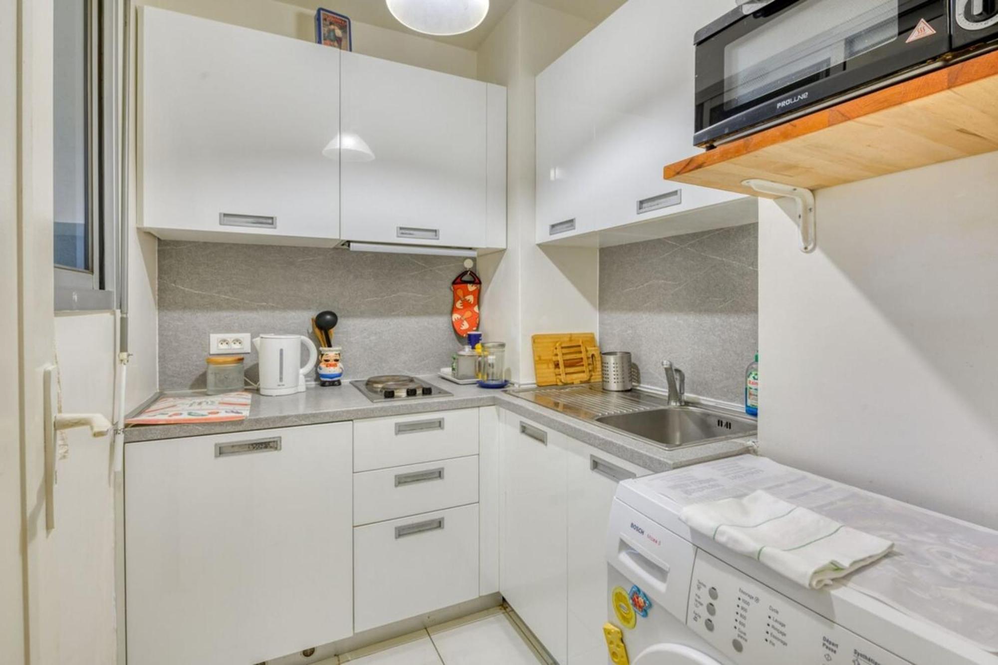 Studio Close To All Hyper Central Amenities Nice